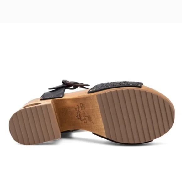 Dansko Black and Tan Sandals NWOT! - Picture 4 of 10